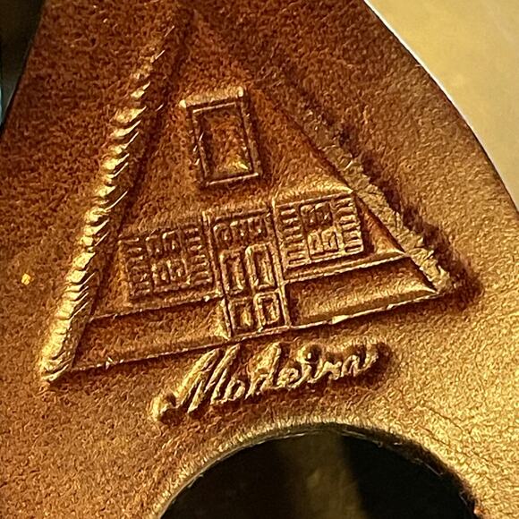 Madeira Wine Portugal Leather Wine Bottle Server Carrier - Picture 12 of 12